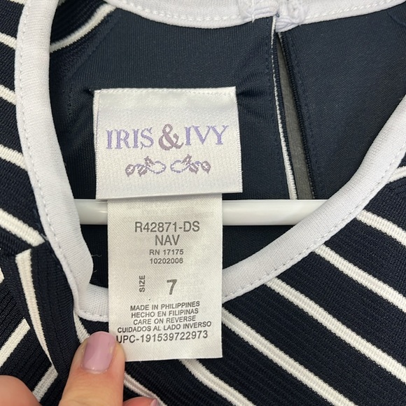 Iris & Ivy Girls Navy Blue and White Striped Dress - size 7 - Picture 5 of 7